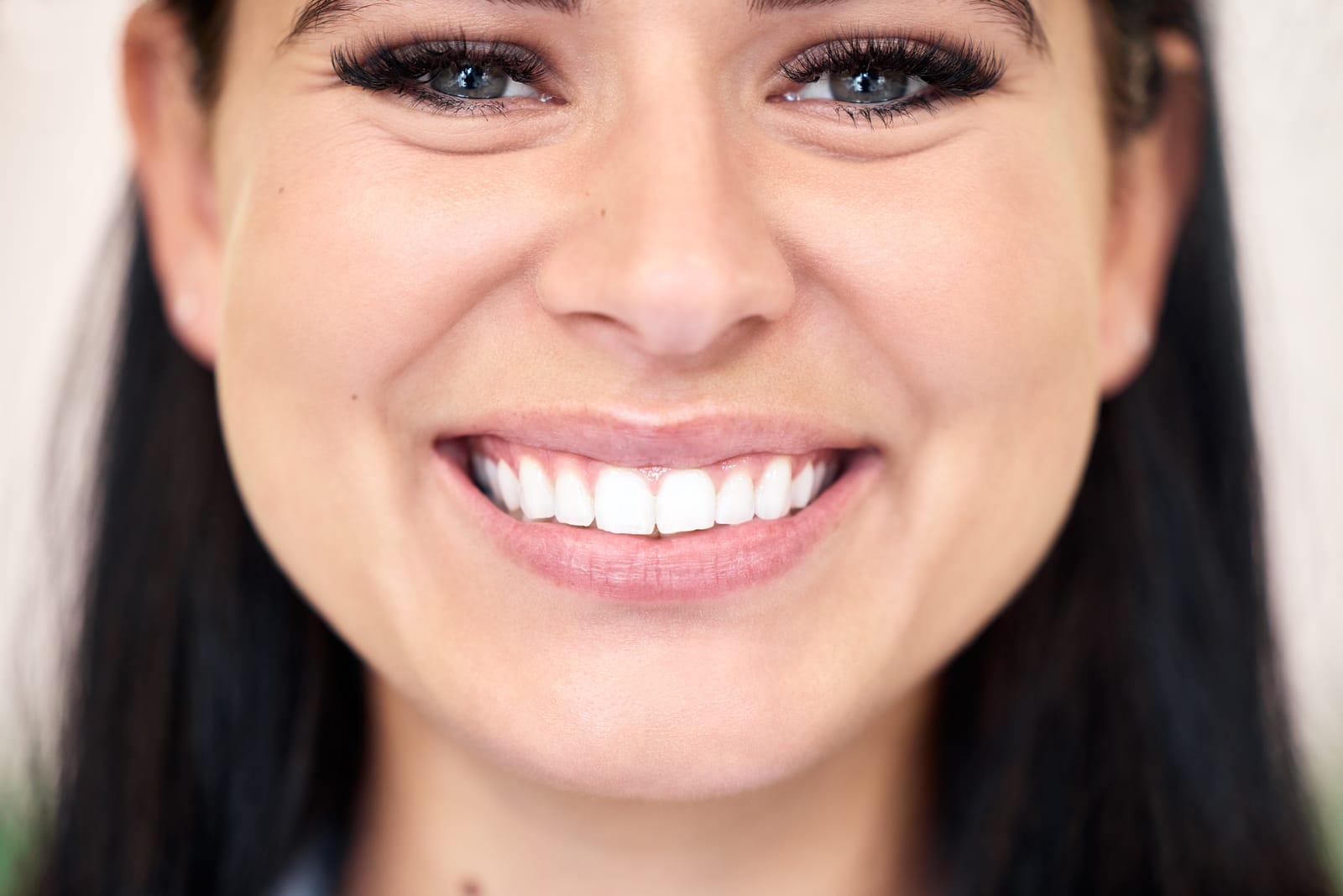 WeWhiten in Grapevine, Texas: Whiten Your Teeth Like a Pro