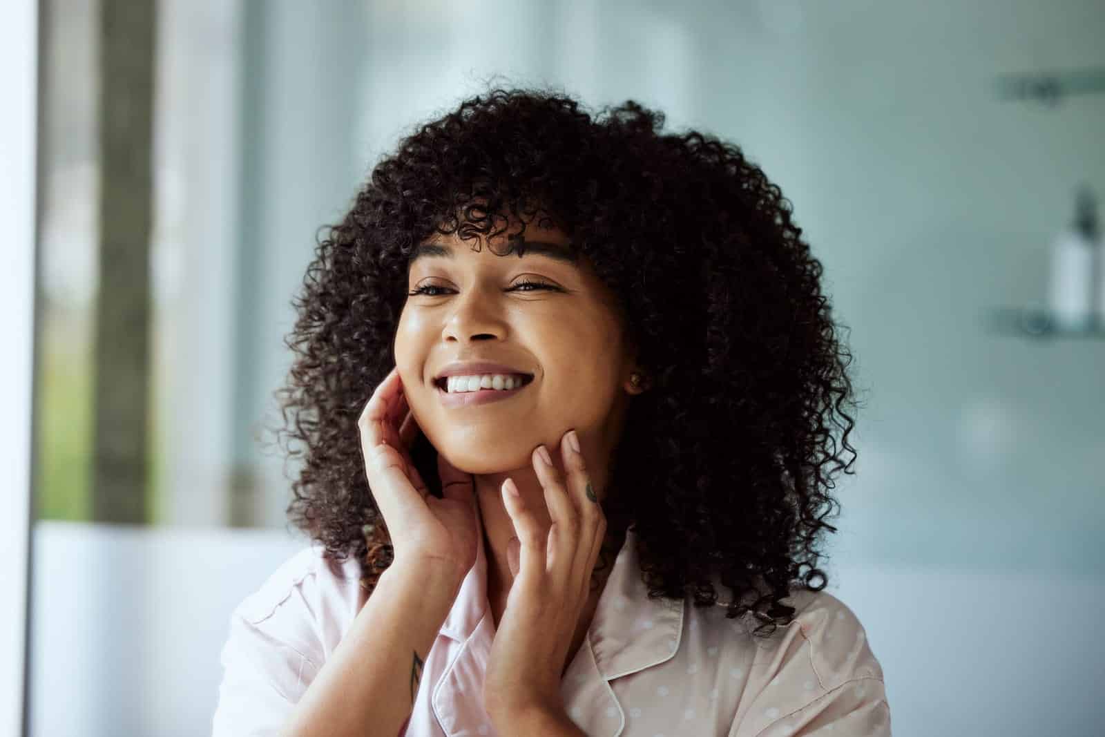 Exploring the Longevity of Teeth Whitening Results from We Whiten