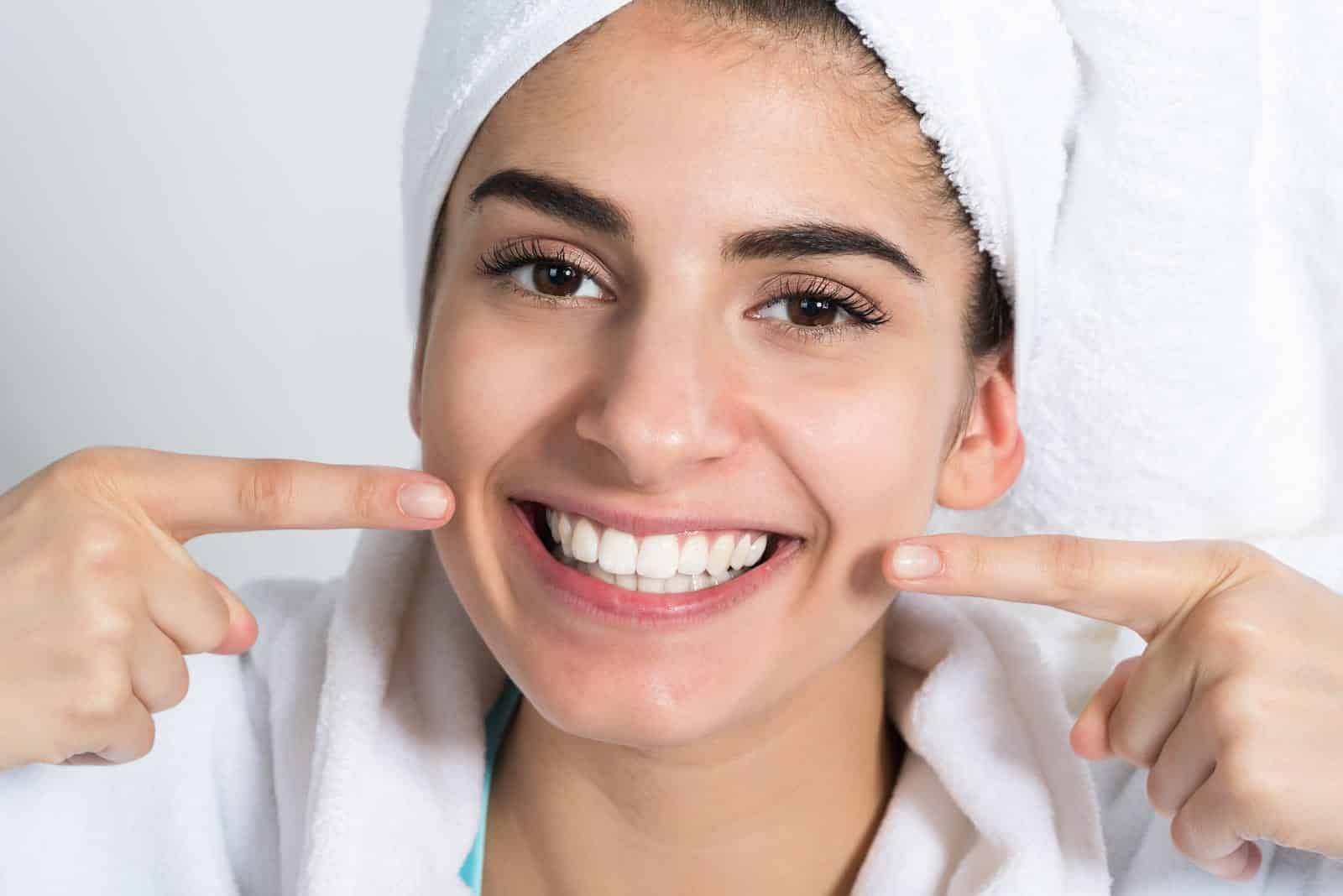 7 Proven Tips on How to Whiten Teeth Quickly