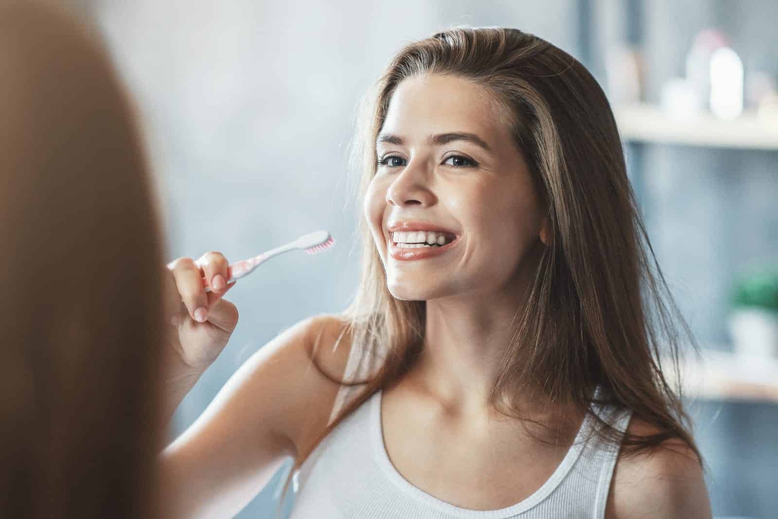 Spring Refresh 101: How to Use Teeth Whitening Pen Like a Pro